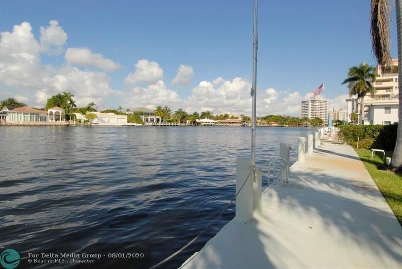 561 Bayshore Dr, Unit 4, Fort Lauderdale, FL 33304 Main Photo