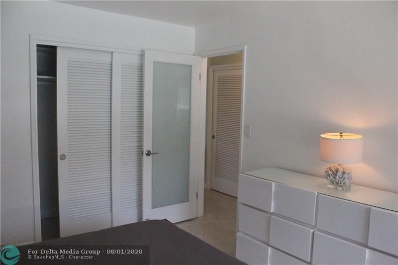 561 Bayshore Drive, Unit 4, Fort Lauderdale, FL 33304 Photo