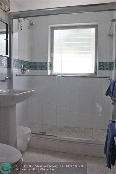 561 Bayshore Drive, Unit 4, Fort Lauderdale, FL 33304 Photo