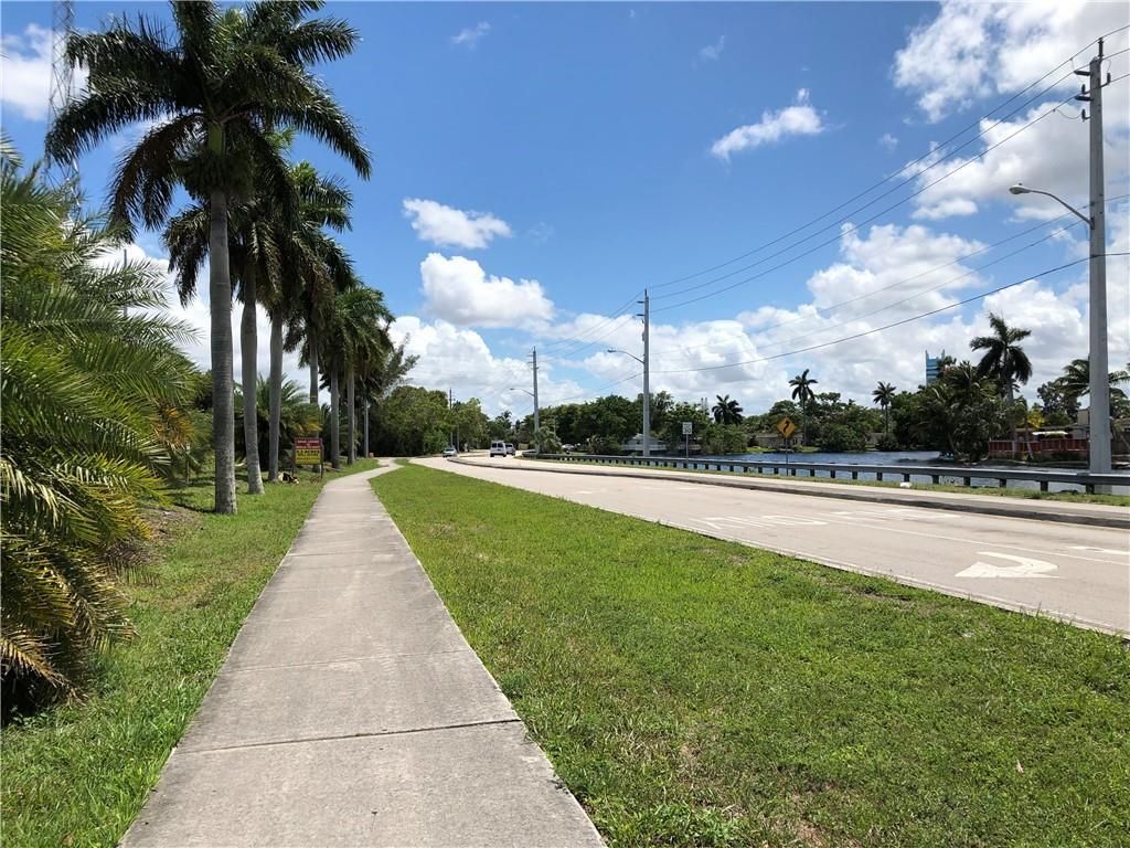 3990 Griffin Road, Hollywood, FL 33312 Photo