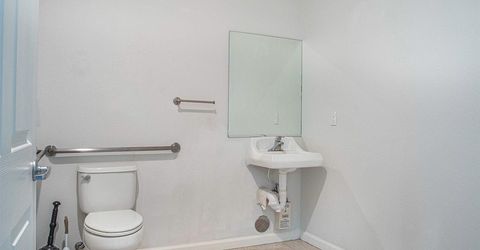 415 Highway 95a, Unit E, Fernley, NV 89408 Photo