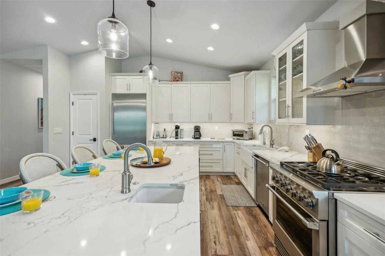 501 Channel Lane, Longboat Key, FL 34228 Photo