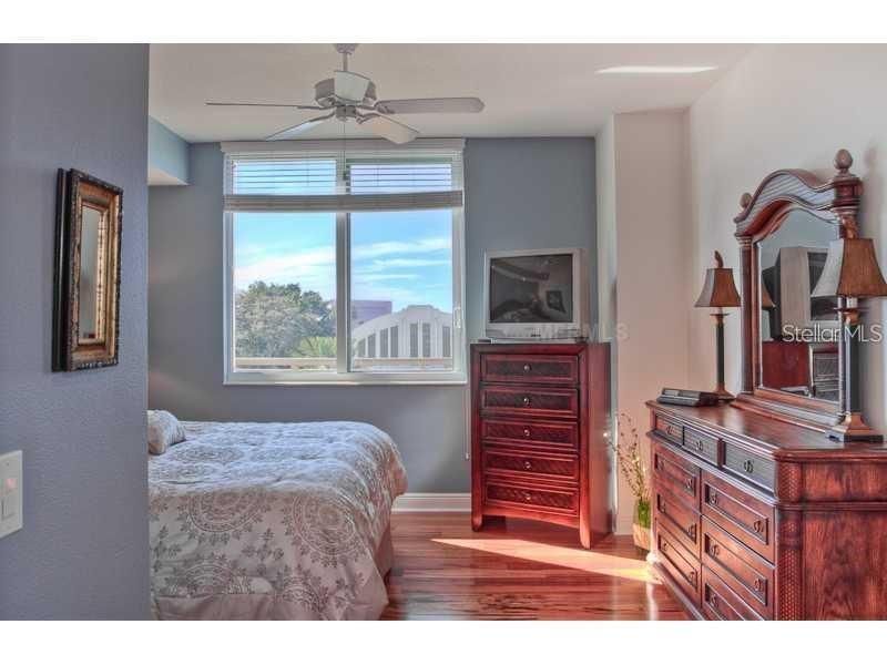 800 N. Tamiami Trail, Unit 303, Sarasota, FL 34236 Photo