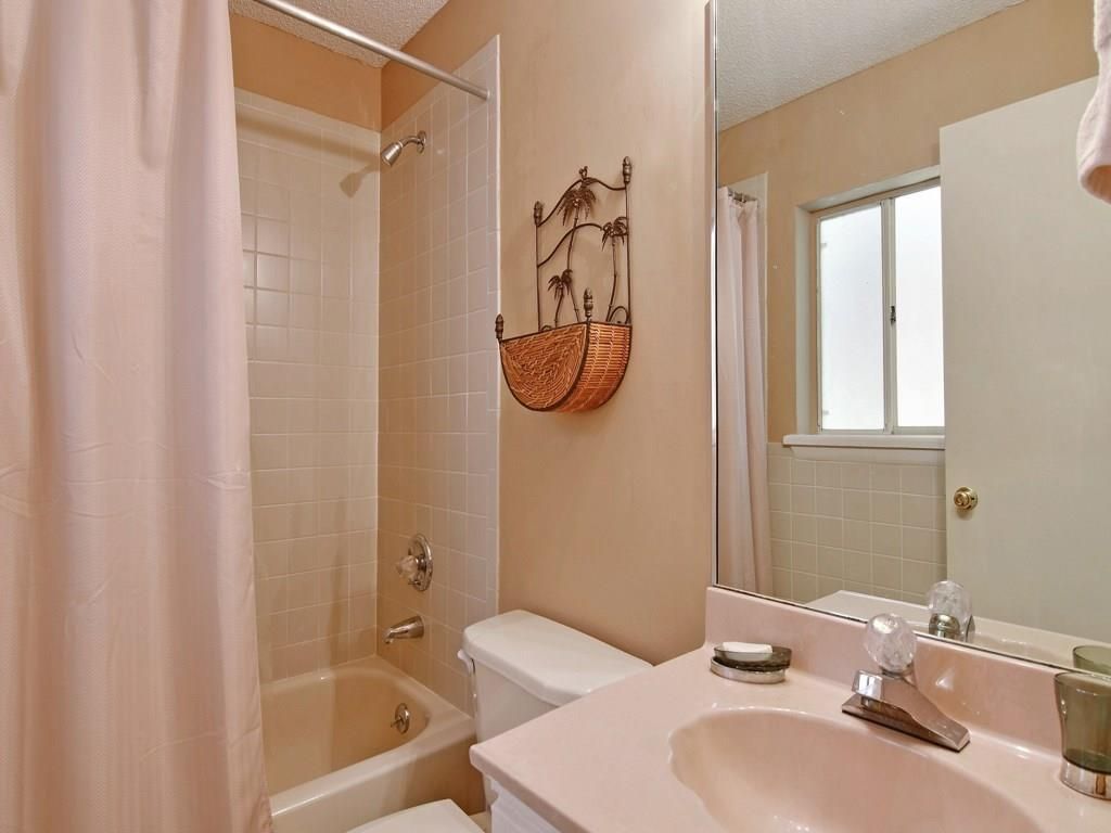 1315 E Winding Oaks Circle, Unit 902, Vero Beach, FL 32963 Photo