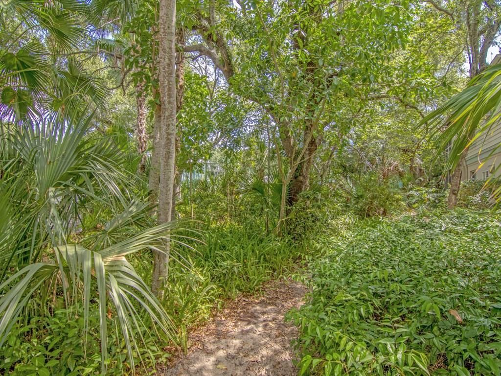 1315 E Winding Oaks Circle, Unit 902, Vero Beach, FL 32963 Photo