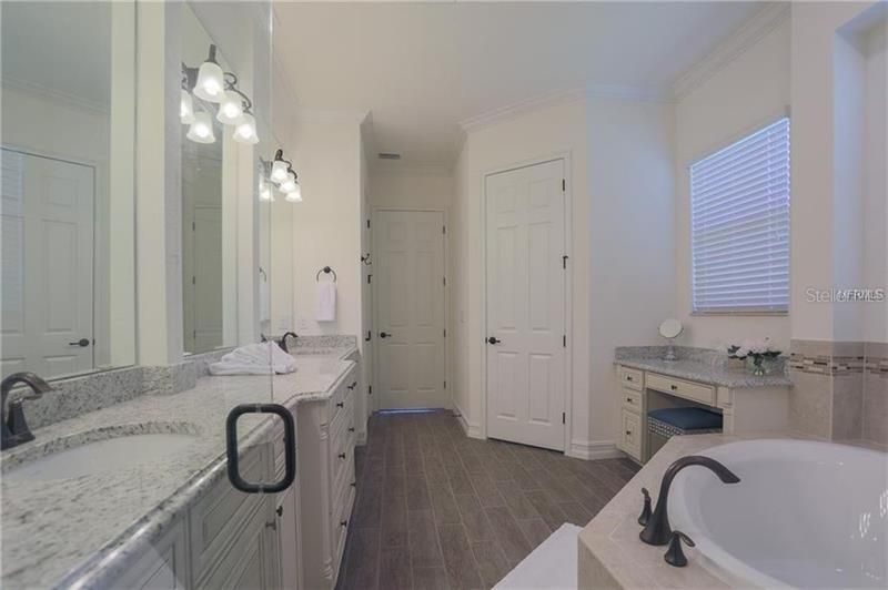 5528 Arnie Loop, Lakewood Ranch, FL 34211 Photo