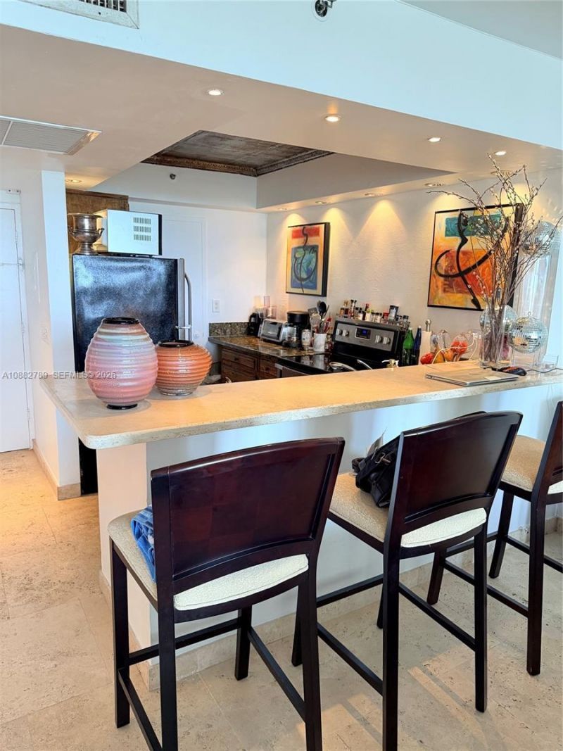 100 Lincoln Rd, Unit 644, Miami Beach, FL 33139 Photo