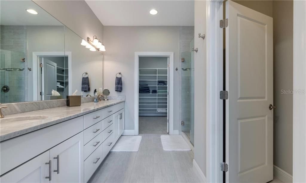 23479 Awabuki Drive, Unit 202, Venice, FL 34293 Photo