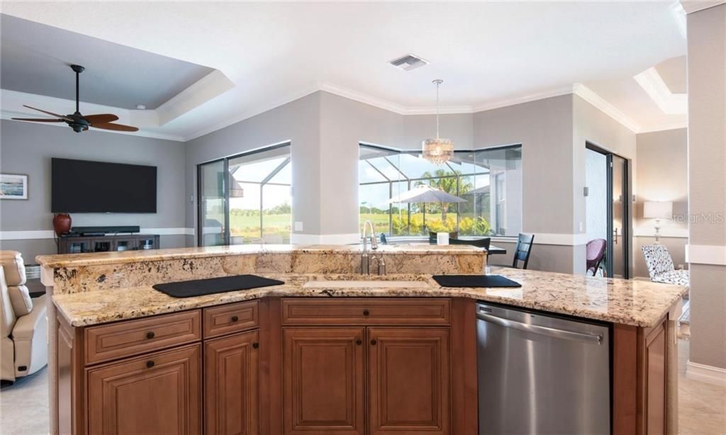 5543 Arnie Loop, Bradenton, FL 34211 Photo