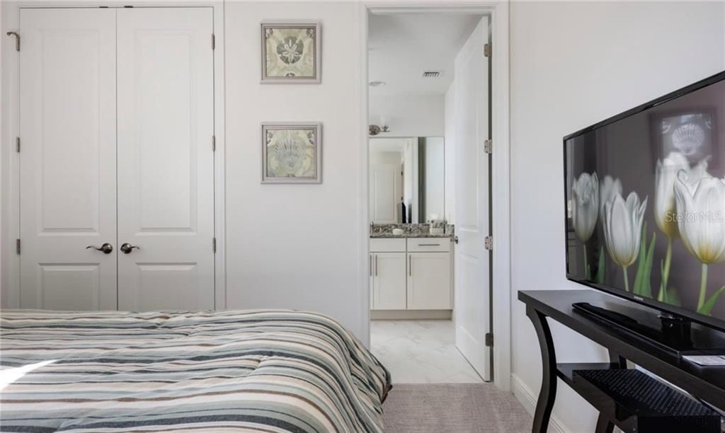 395 Aruba Circle, Unit 203, Bradenton, FL 34209 Photo