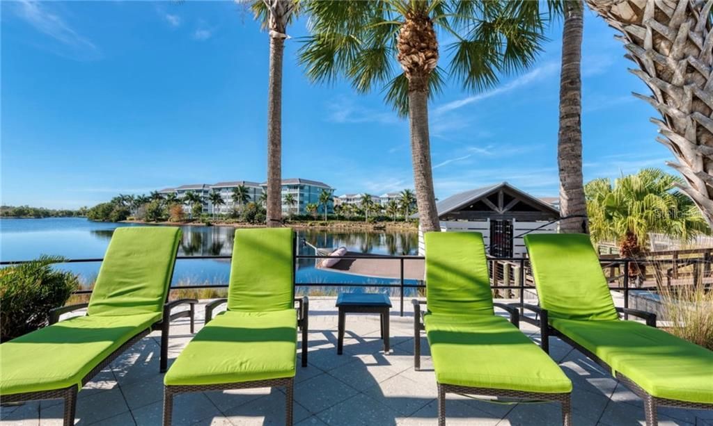 395 Aruba Circle, Unit 203, Bradenton, FL 34209 Photo