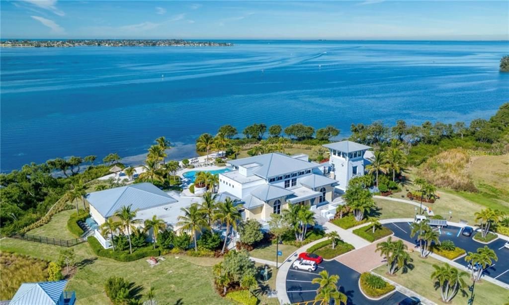 395 Aruba Circle, Unit 203, Bradenton, FL 34209 Photo