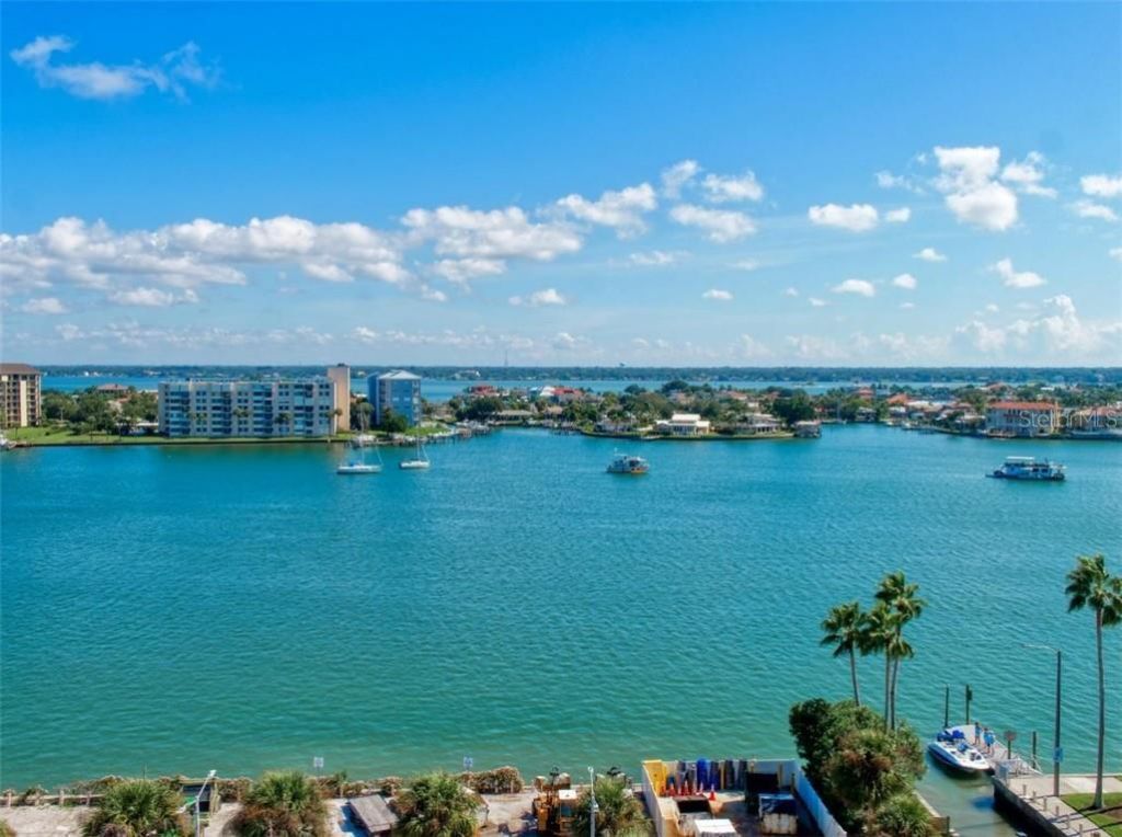64 Bay Esplanade, Unit 203, Clearwater, FL 33767 Photo