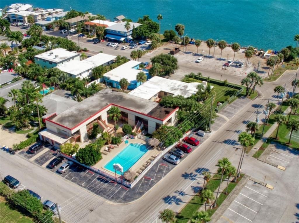 64 Bay Esplanade, Unit 203, Clearwater, FL 33767 Photo