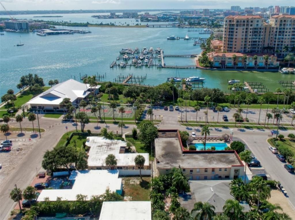 64 Bay Esplanade, Unit 203, Clearwater, FL 33767 Photo