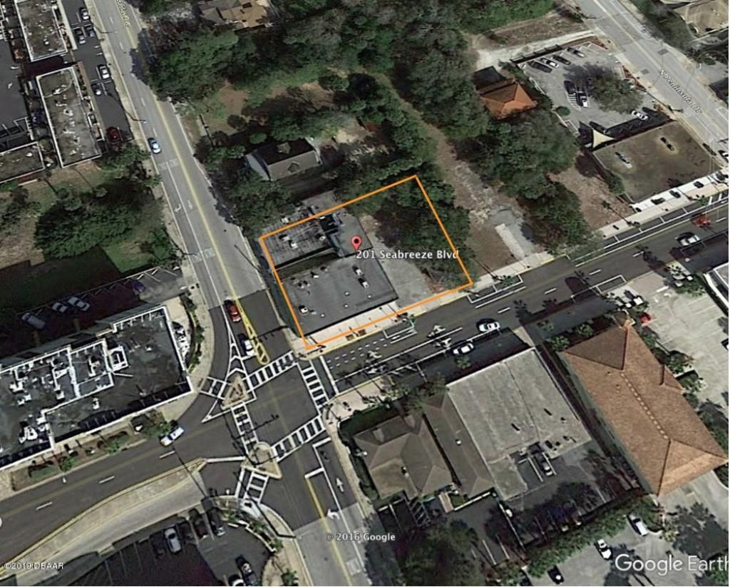 201 Seabreeze Boulevard, Unit 207, Daytona Beach, FL 32118 Photo