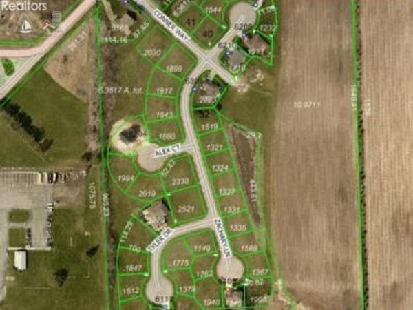 3 ZACHARY Drive, Sandusky, OH 44870