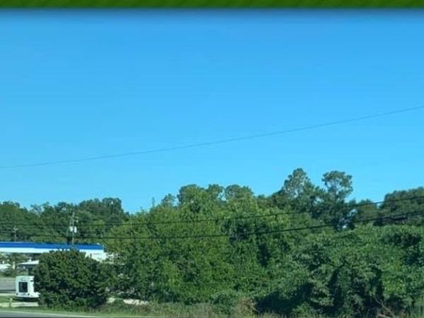 5811 5th Avenue NE, Eastman, GA 31023