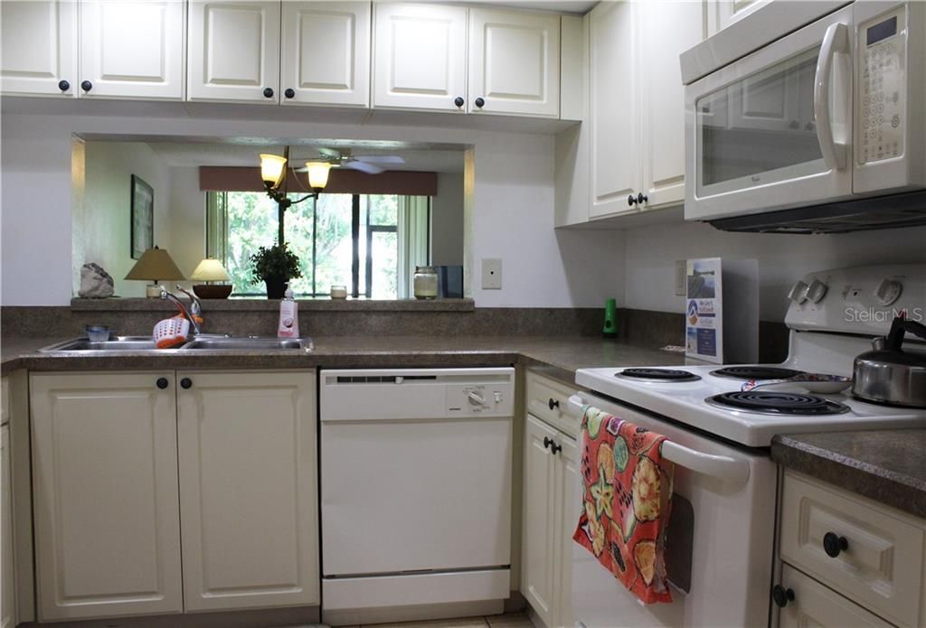 4450 47th Avenue W, Unit 102, Bradenton, FL 34210 Photo