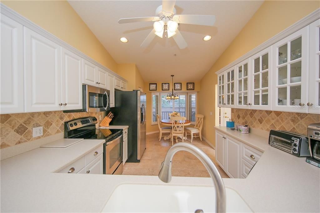5330 Hyland Hills Avenue, Unit 2321, Sarasota, FL 34241 Photo