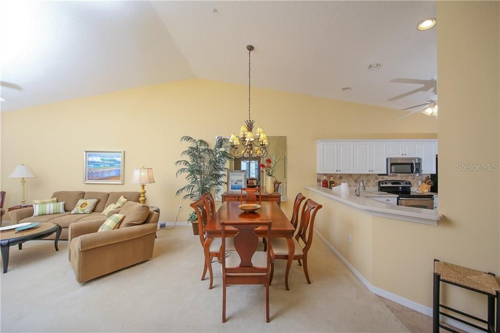 5330 Hyland Hills Avenue, Unit 2321, Sarasota, FL 34241 Photo