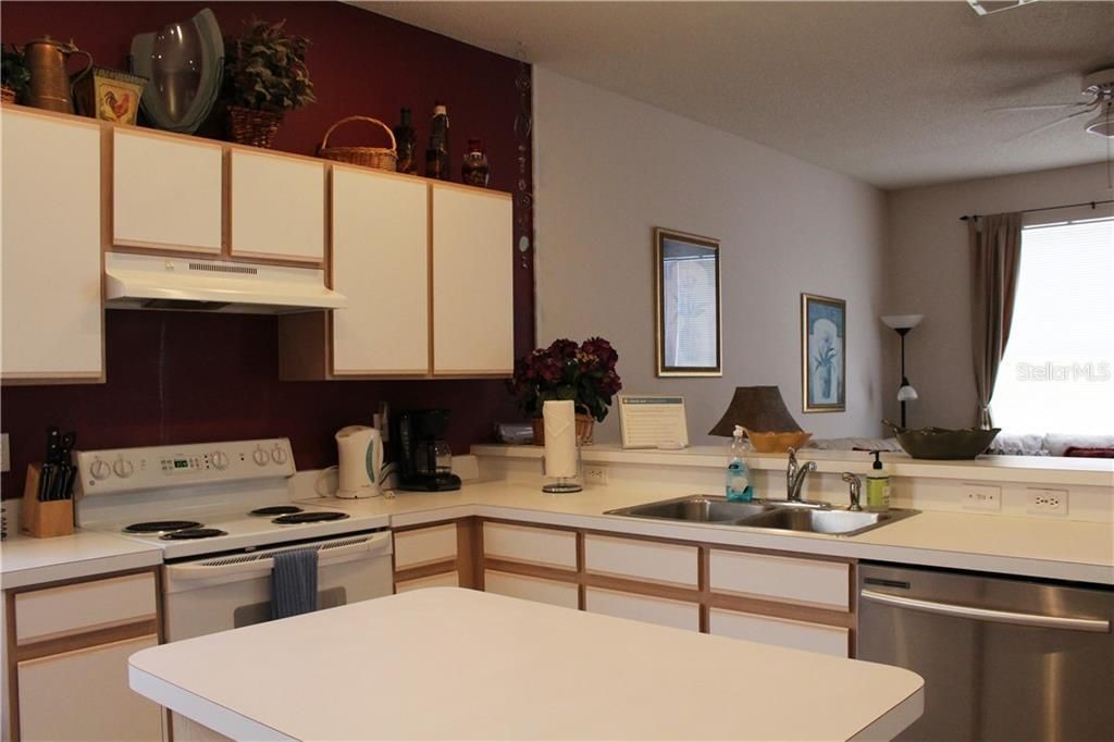 4668 56th Terrace E, Bradenton, FL 34203 Photo