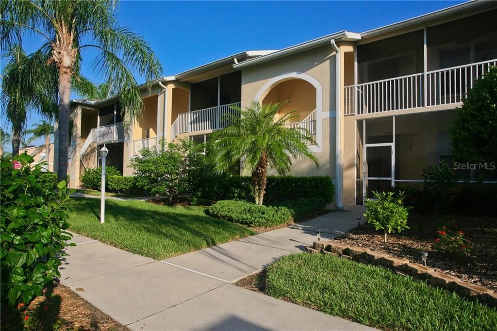 5270 Hyland Hills Avenue, Unit 1722, Sarasota, FL 34241 Photo