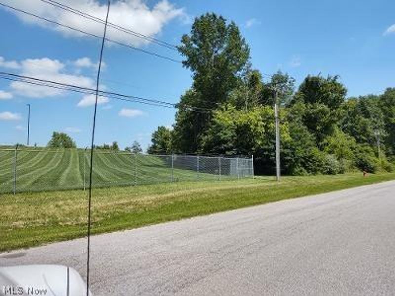 697 Main Street, Grafton, OH 44044 Photo 4