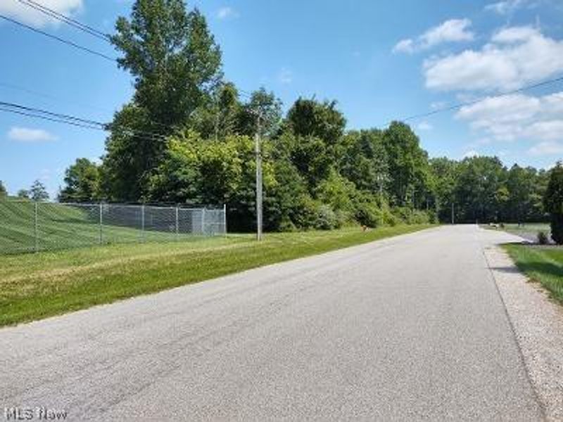 697 Main Street, Grafton, OH 44044 Photo 5