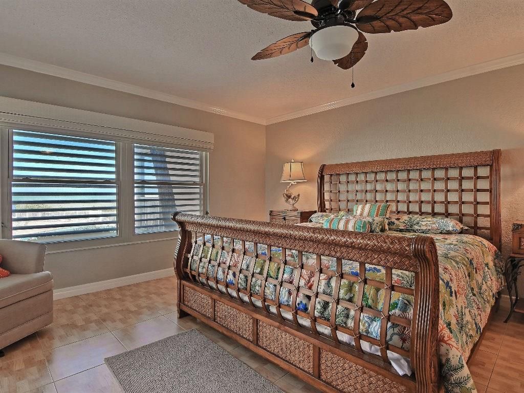 8830 S Sea Oaks Way, Unit 101, Vero Beach, FL 32963 Photo
