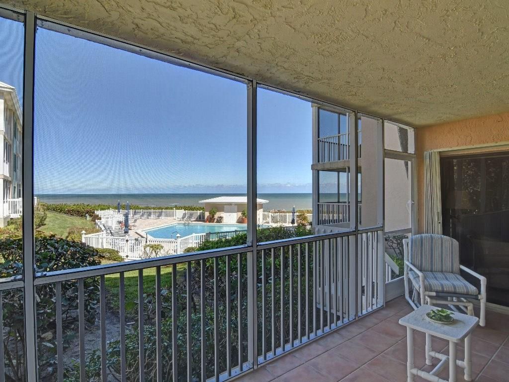 8830 S Sea Oaks Way, Unit 101, Vero Beach, FL 32963 Photo