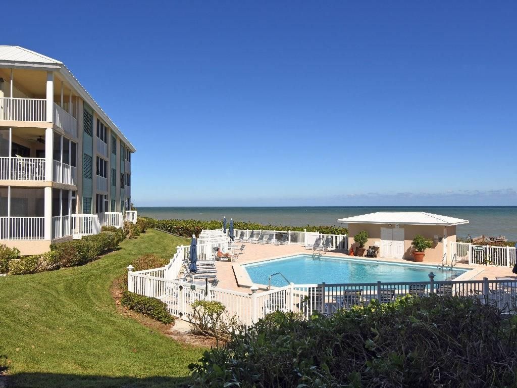 8830 S Sea Oaks Way, Unit 101, Vero Beach, FL 32963 Photo
