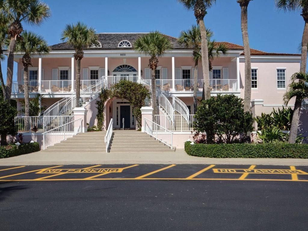 8830 S Sea Oaks Way, Unit 101, Vero Beach, FL 32963 Photo