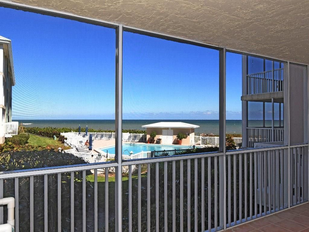 8830 S Sea Oaks Way, Unit 101, Vero Beach, FL 32963 Photo
