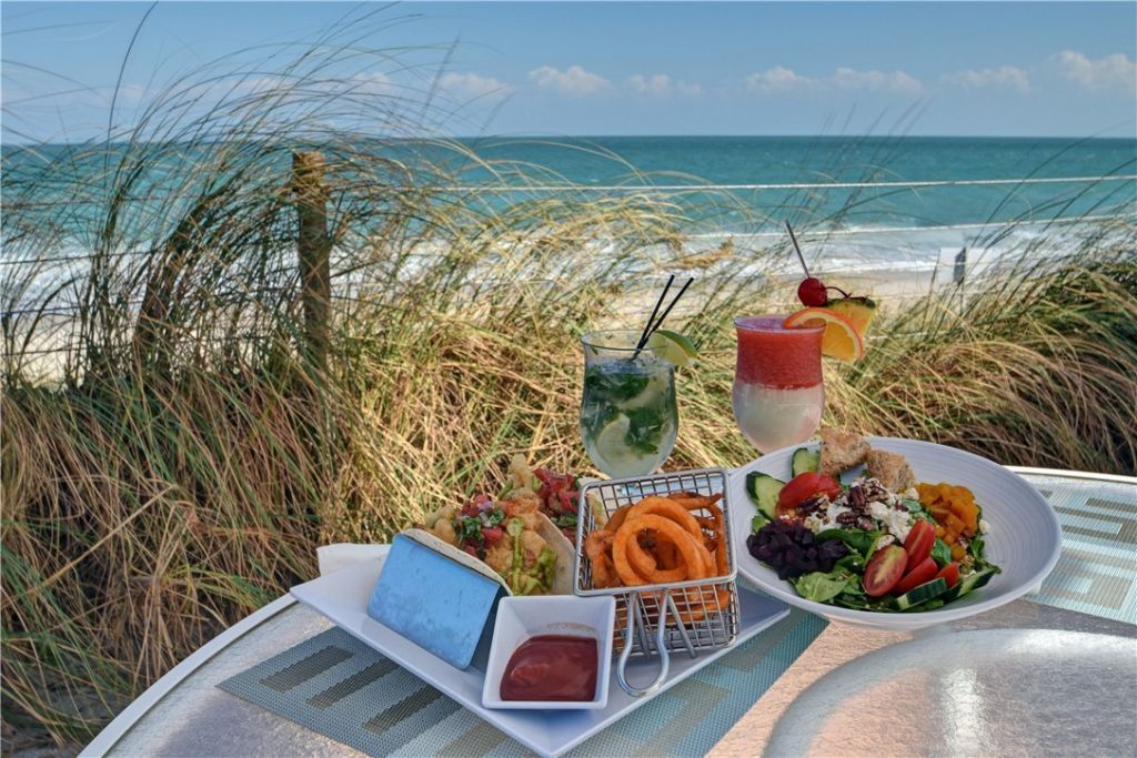 8880 N Sea Oaks Way, Unit 203, Vero Beach, FL 32963 Photo