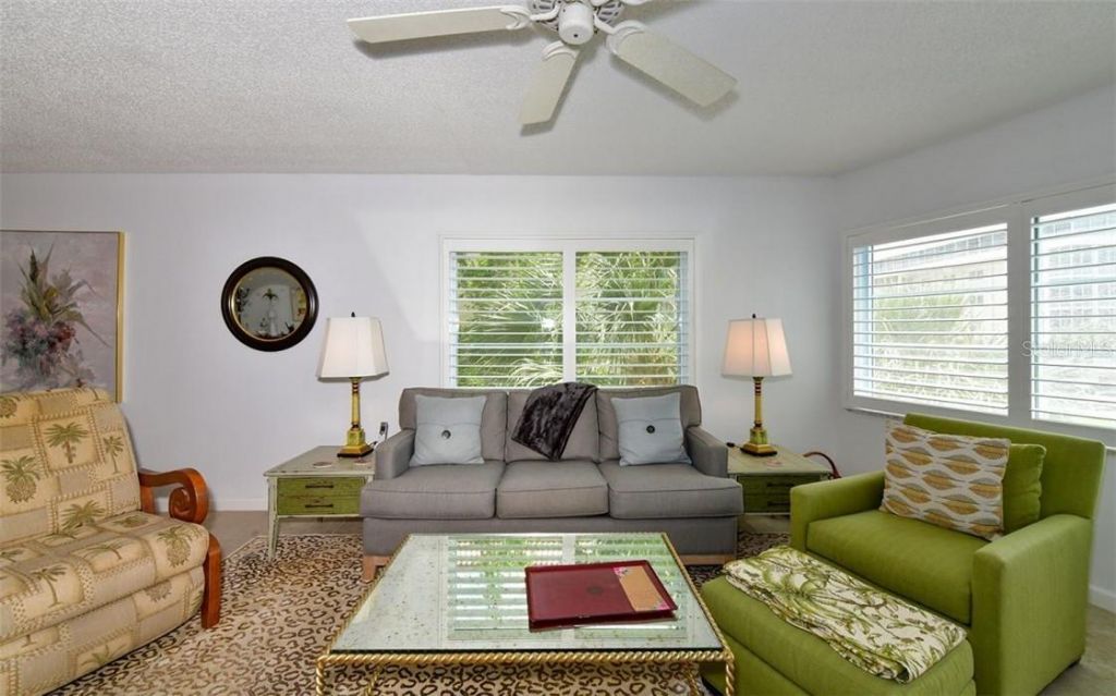 1250 N Portofino Drive, Unit M301, Sarasota, FL 34242 Photo
