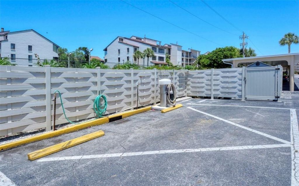 1250 N Portofino Drive, Unit M301, Sarasota, FL 34242 Photo