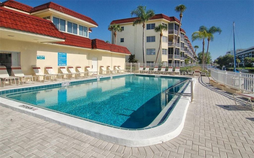 1250 N Portofino Drive, Unit M301, Sarasota, FL 34242 Photo