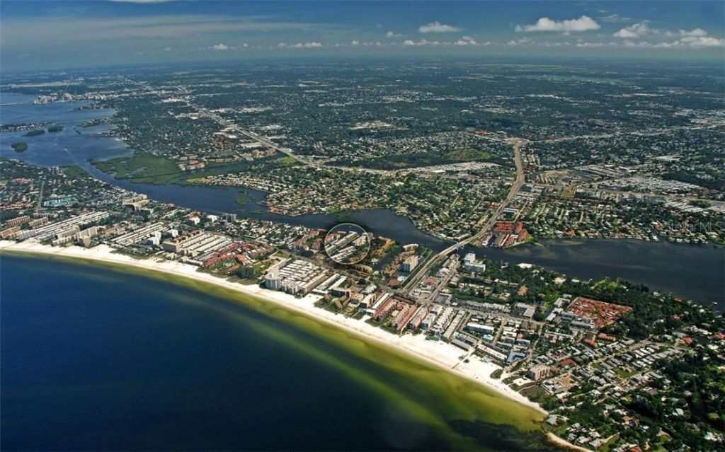 1250 N Portofino Drive, Unit M301, Sarasota, FL 34242 Photo