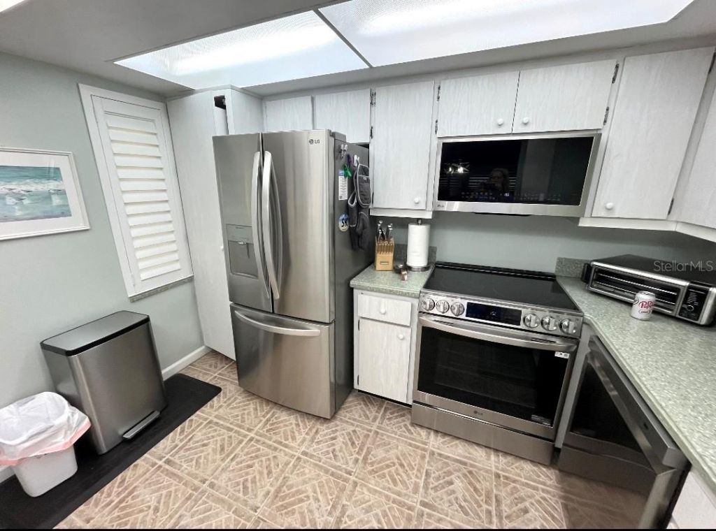 1250 N Portofino Drive, Unit M301, Sarasota, FL 34242 Photo