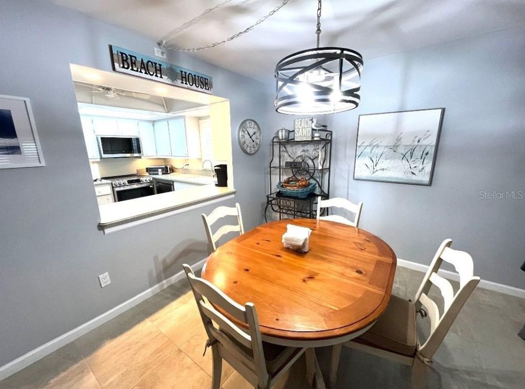 1250 N Portofino Drive, Unit M301, Sarasota, FL 34242 Photo