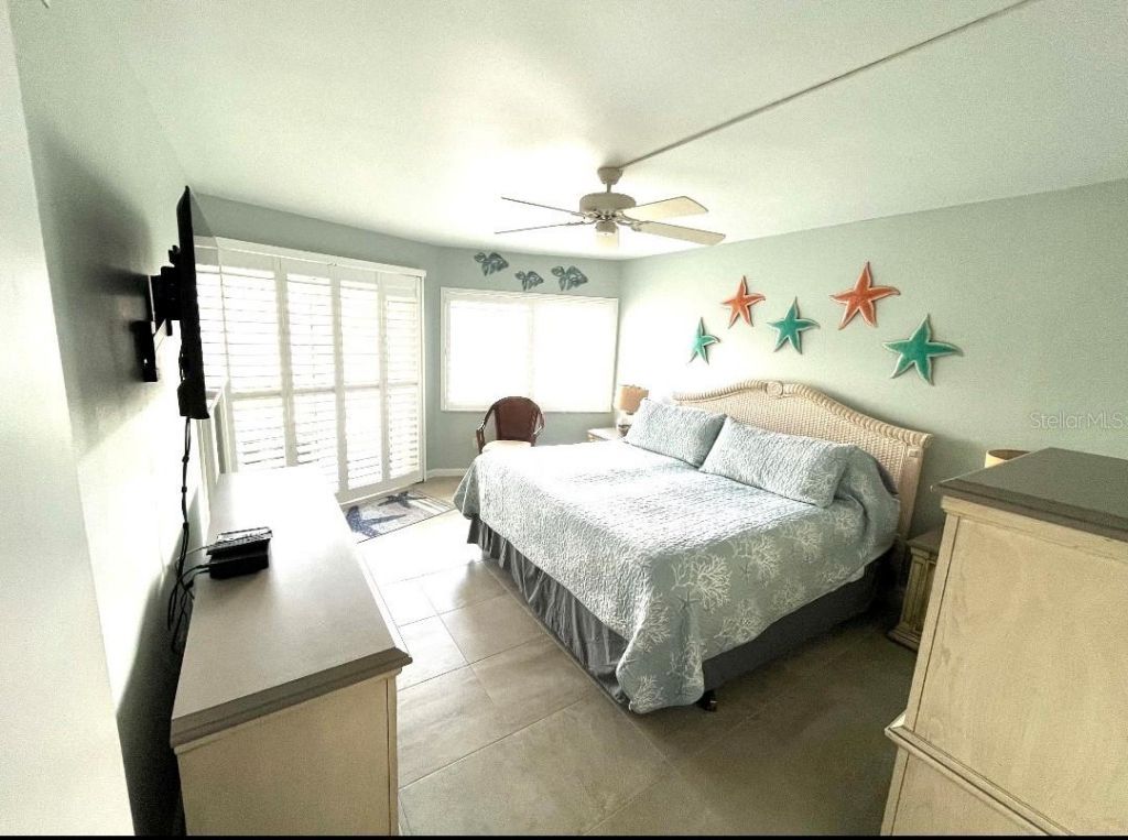 1250 N Portofino Drive, Unit M301, Sarasota, FL 34242 Photo