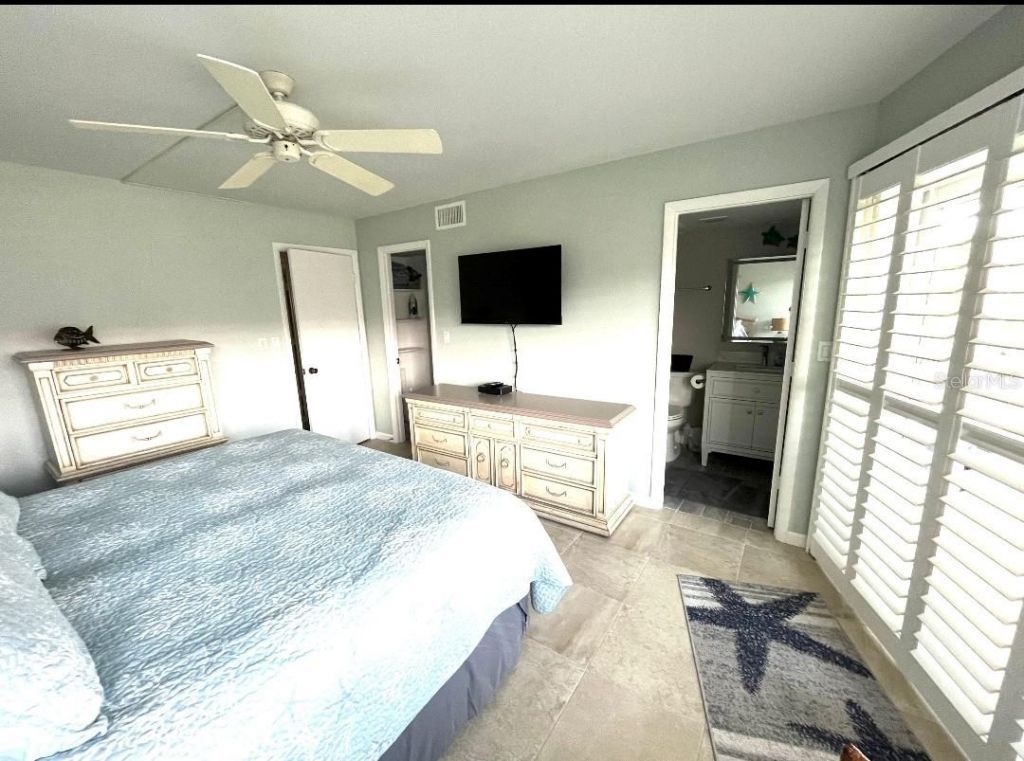 1250 N Portofino Drive, Unit M301, Sarasota, FL 34242 Photo