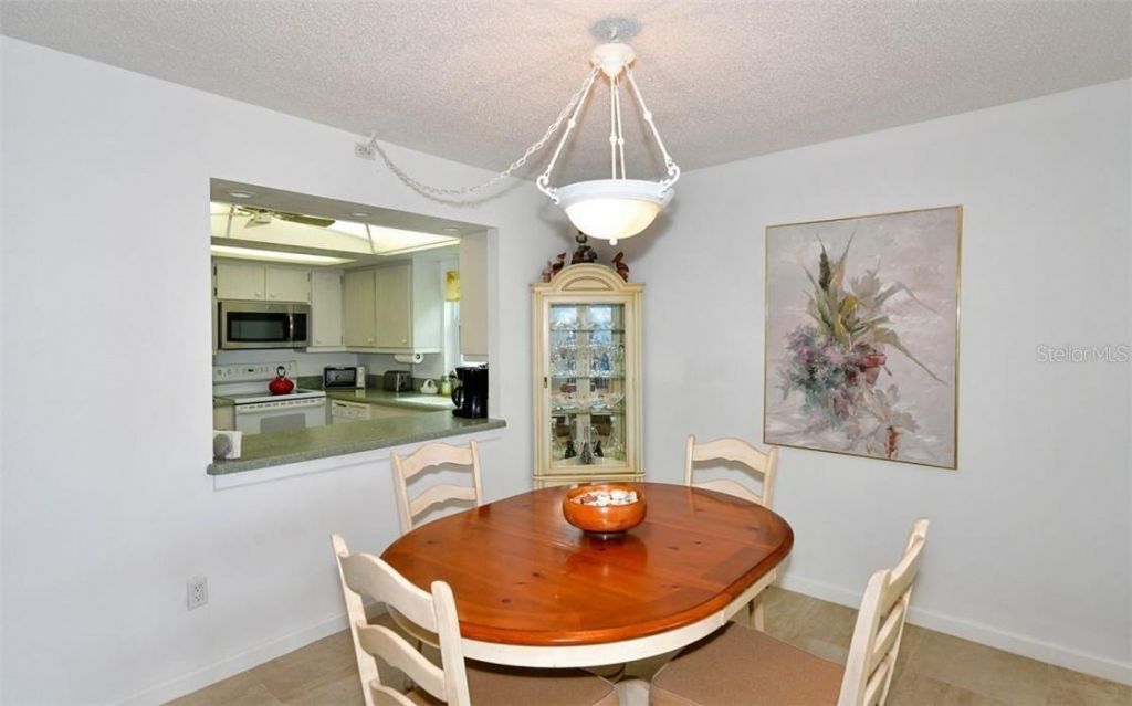 1250 N Portofino Drive, Unit M301, Sarasota, FL 34242 Photo