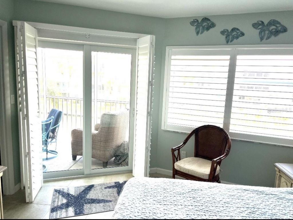 1250 N Portofino Drive, Unit M301, Sarasota, FL 34242 Photo