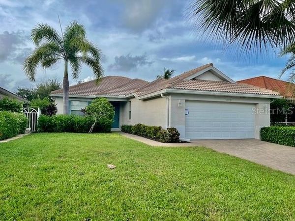17947 COURTSIDE LANDINGS CIRCLE, PUNTA GORDA, FL 33955