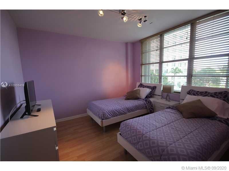 5161 Collins Av, Unit 508, Miami Beach, FL 33140 Photo