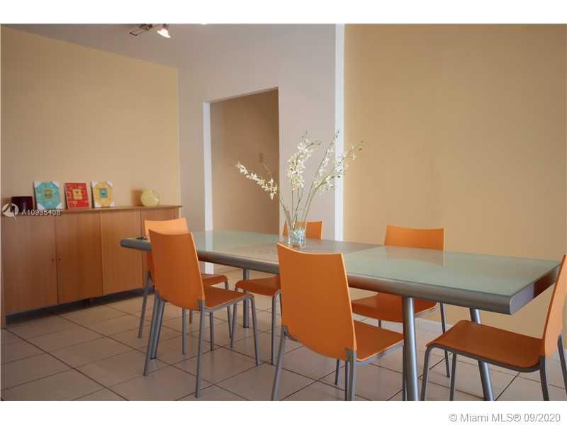 5161 Collins Av, Unit 508, Miami Beach, FL 33140 Photo