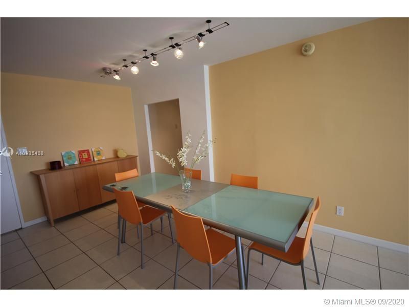 5161 Collins Av, Unit 508, Miami Beach, FL 33140 Photo