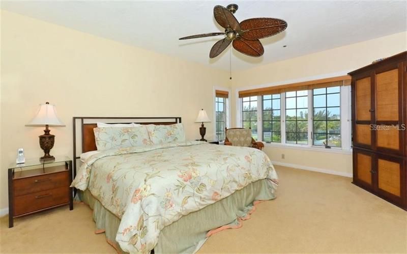 655 Cedars Court, Unit 655, Longboat Key, FL 34228 Photo